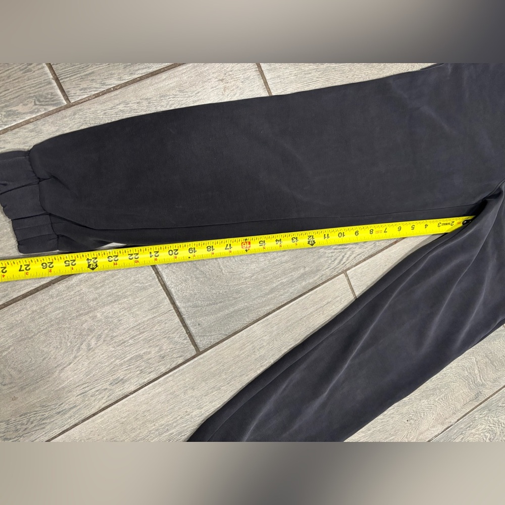 Lululemon Softstreme Relaxed High-Rise Pant Black Size 4 - Picture 11 of 13